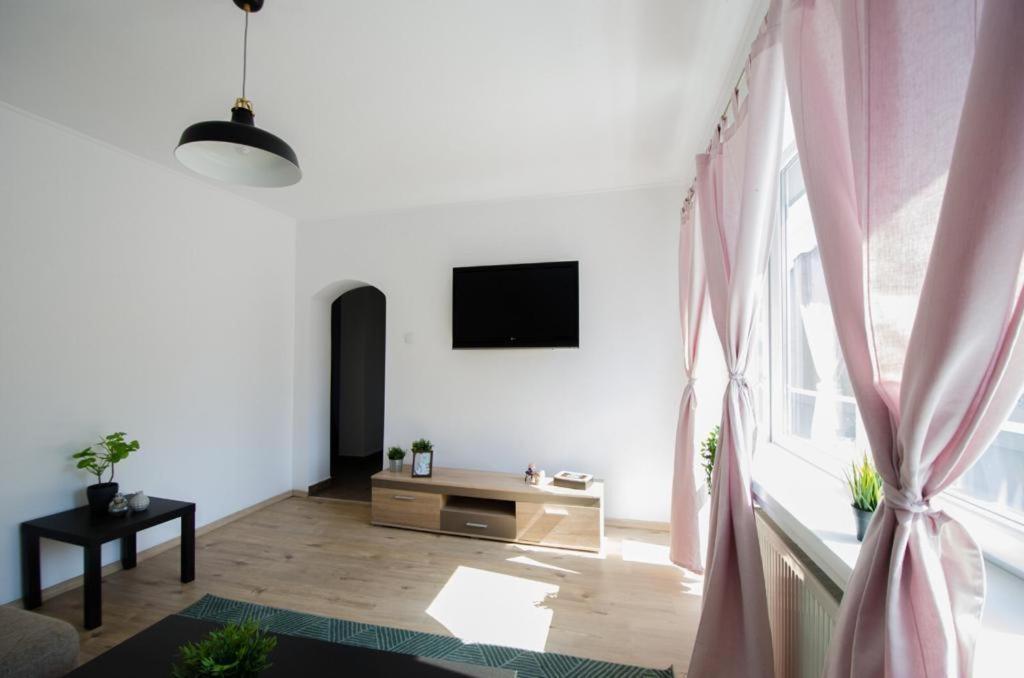 Bright Apartment Near Cismigiu And Old Town 부쿠레슈티 외부 사진